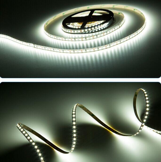 DC12V 84W 7A 5Meter (16.4Ft) SMD2835 600LEDs/Roll Color Rendering Index CRI80 Flexible LED Strips 1900LM/M 8mm Wide White PCB - LEDStrips8